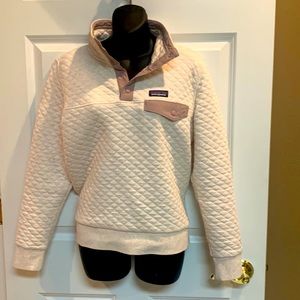 Patagonia quilted sweatshirt
